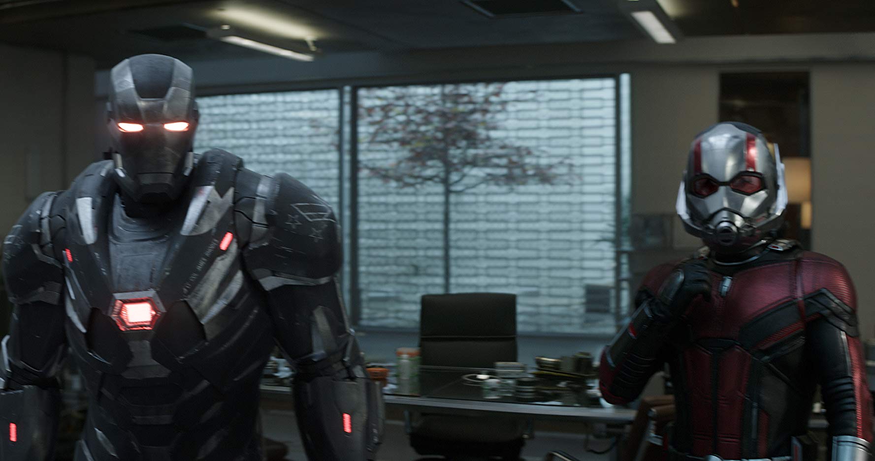 ウォーマシン　エンドゲーム